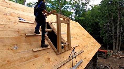 Father Son Build Their Dream Log Cabin In The Canadian Wilderness