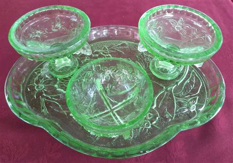 Vintage Green Glass Dressing Table Trinket Set Daffodil Butterfly