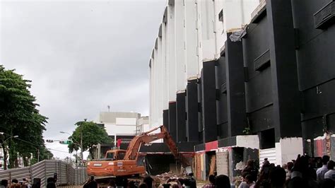 Acm Neto Derruba Elefante Branco Da Orla De Ondina Salvador Bahia