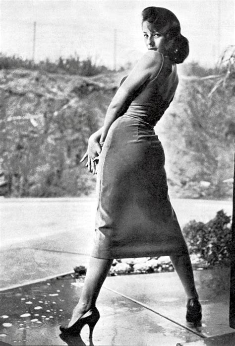 Naked Jacquelyn Prescott Added 07 19 2016 By KA