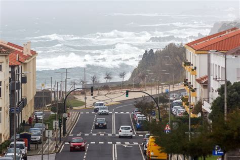 Visão Flores e Corvo sob aviso amarelo no domingo devido a