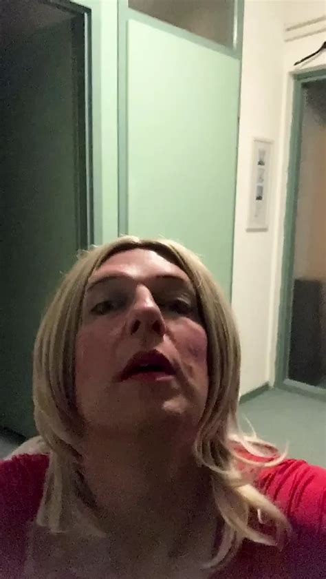 Again A Sort Of Dancing Shemale Amateur Amateur Porn Feat Simone Xdressing XHamster