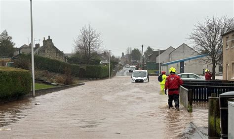 Storm Gerrit leaves thousands without power as it causes chaos ...