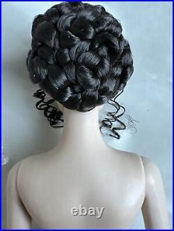 TONNER TYLER VAMPIRE DIARIES NUDE KATHERINE PIERCE Nina Dobrev FASHION DOLL Tonner Tyler