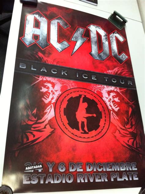 AC DC Live at The River Plate Edición Triple Vinilo