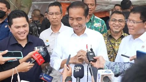 Jokowi Hanya Tersenyum Ditanya Semobil Bareng Ganjar Pranowo News