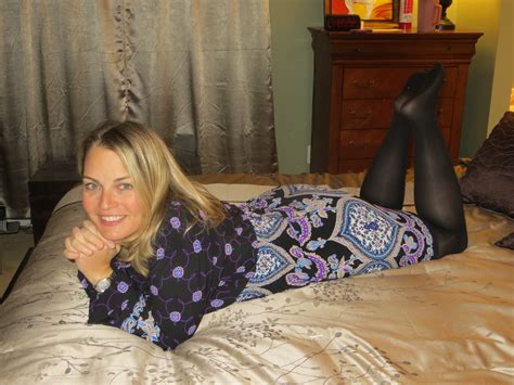 Mona Hot Matorke ona traži njega