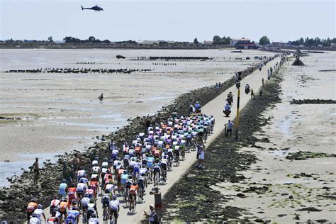 Le Tour De France Partira Du Passage Du Gois Cnews