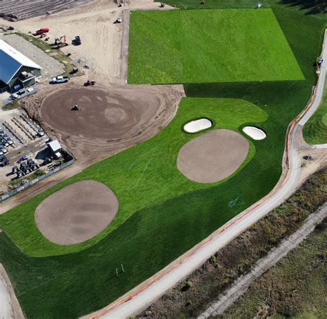 Practice Areas & Driving Ranges | FlightLine Golf