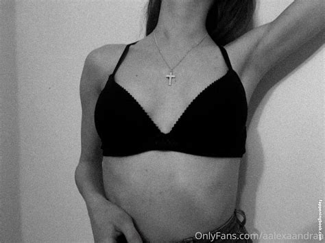 Aalexaandraa Nude OnlyFans Leaks Fappening FappeningBook