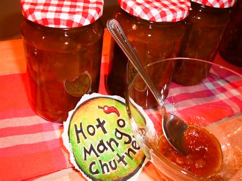Hot Mango Chutney Tinned Tomatoes