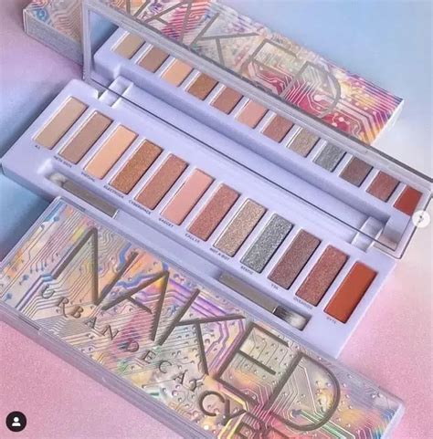 Urban Decay Naked Cyber Eyeshadow Palette And Swatches Artofit