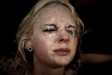 Sticky Facials Messy Facials Porn Pic