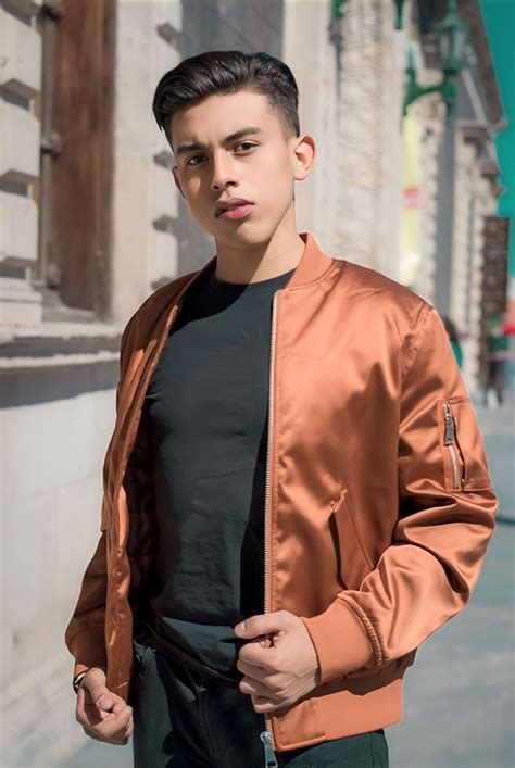 20 000 Free Fat Gay Man Fat Images Pixabay