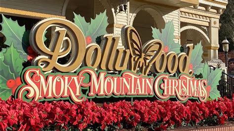 Dollywood Christmas 2025 Carol Martin