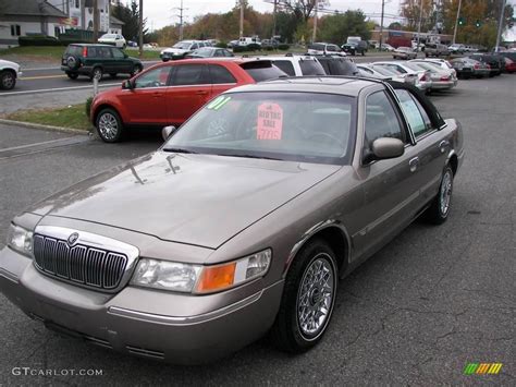 2001 Arizona Beige Metallic Mercury Grand Marquis GS 27499078