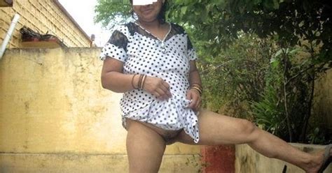 Desi Hot Kamwali Nude Aunty Sex On Roof