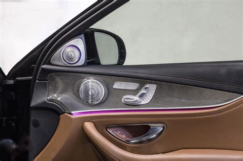 ベンツEクラスの純正オーディオのスピーカー交換音質向上 Dツイーターを追加する BENZ E CLASS W HOT