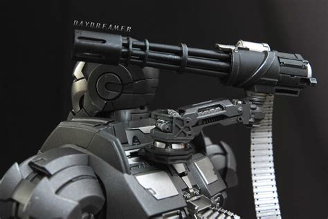 D A Y D R E A M E R Hot Toys War Machine