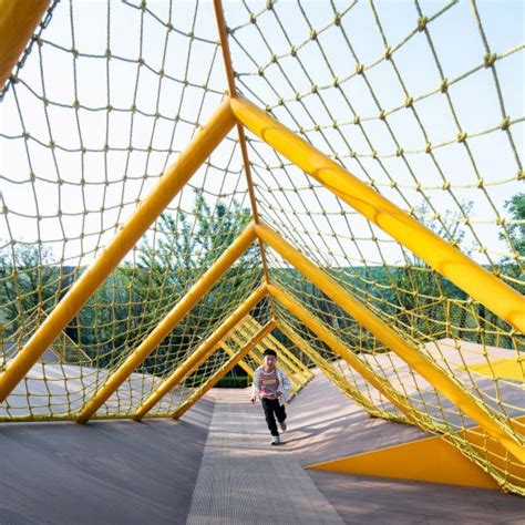 NBBJ And Flea Of The Red Hot Chili Peppers Create LA Playground