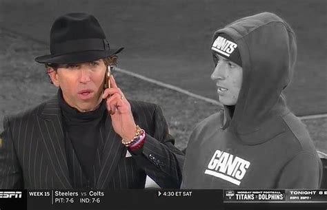 New York Giants' QB's Agent Goes Viral After Sideline Appearance