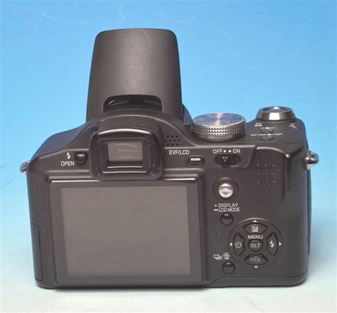 Panasonic LUMIX DMC-FZ8 7.2MP Digital Camera - Black #8173