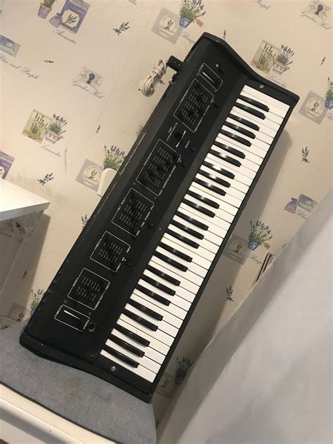 Infrequent Sound sex tex technology TOM Soviet Analog String Synthesizer ТОМ