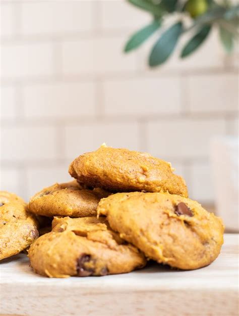 3 Ingredient Pumpkin Chocolate Chip Cookie Recipe Recipe Pumpkin Chocolate Chip Cookies