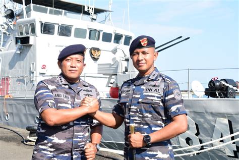 Pengukuhan Jabatan Komandan KRI Badau 841 Satuan Kapal Patroli Lantamal