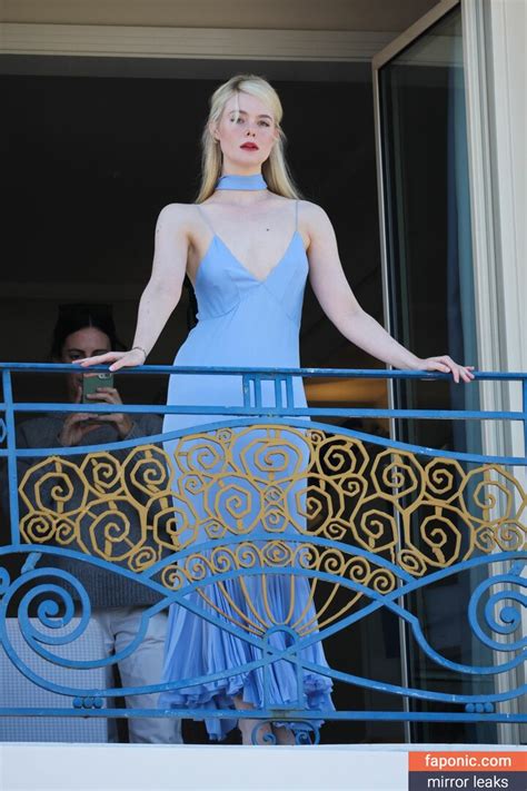 Elle Fanning Aka Ellefanning Nude Leaks Photo Faponic