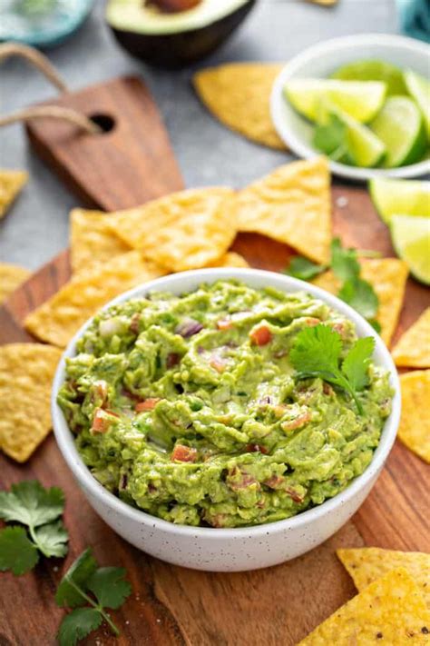 Mexican Guacamole Recipe Guacamole Dip Recipes Salsa Guacamole Guac