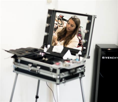 How To De Beautygeheimen Achter Een Geslaagde Nude Look ELLE Be