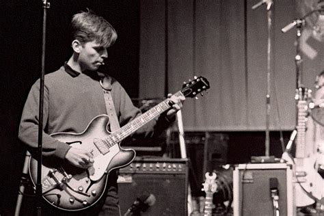 El Bajista De Smiths Andy Rourke Fue Una Luz Que Nunca Se Apagar