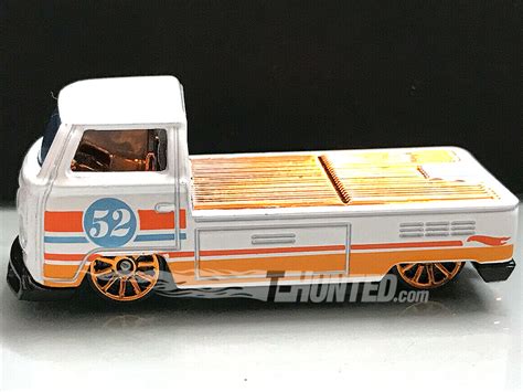 T Hunted O Gasser e a T Pickup da série de anos da Hot Wheels