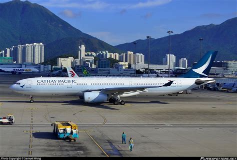 B Hlp Cathay Pacific Airbus A Photo By Samuel Wong Id