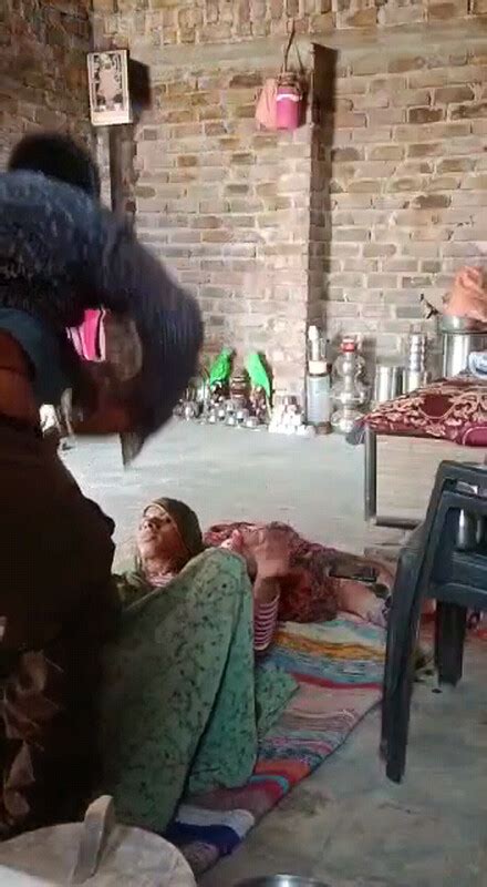 Village Devar Bhabhi Fucking Desi New Semi Nude Masked No Face Videos Pics DropMMS