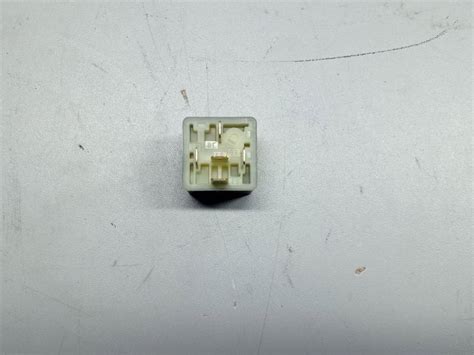 Реле 24V 5-ти контактное 20A на поворотники и аварийку 0332019213 BOSCH ...