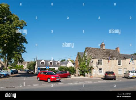 Sherborne High Street High Resolution Stock Photography And Images Alamy