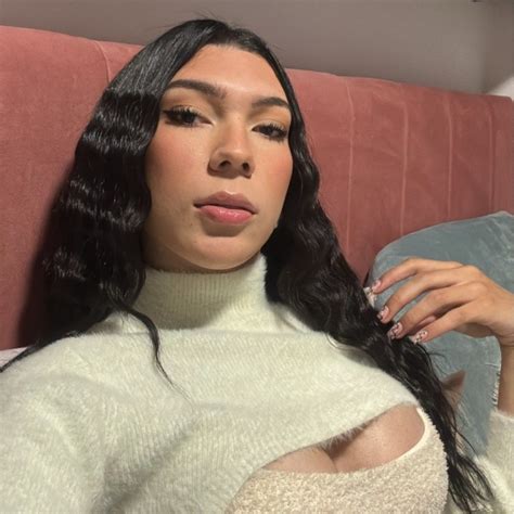 Mia Martinez Miamtnz01 Snapchat Stories Spotlight And Lenses
