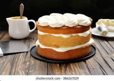 Naked Cake Images Stock Photos Vectors Shutterstock