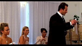 Kinky Sex Party With Wild Hotties Getting Fucked Like Crazy XNXX