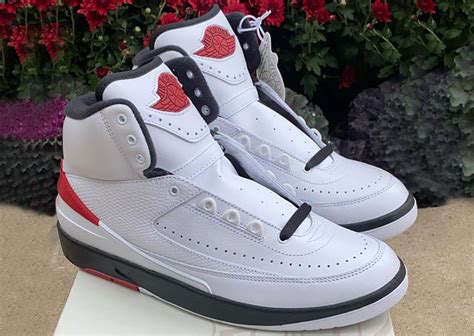 Air Jordan 2 Og Returns In Holiday 2022 Sneaker News