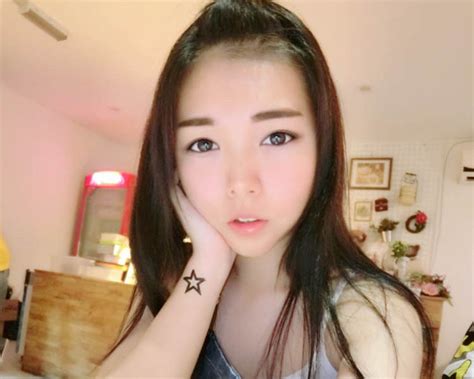 Malaysian Babe Diorwynn Tan SimplySxy