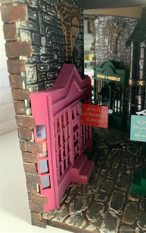 Book nook ручной работы Косая Аллея - вставка на книжную полку в ...