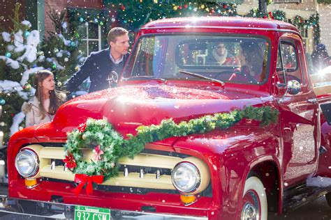 Christmas in Evergreen - Photos | Christmas in Evergreen | Hallmark Channel