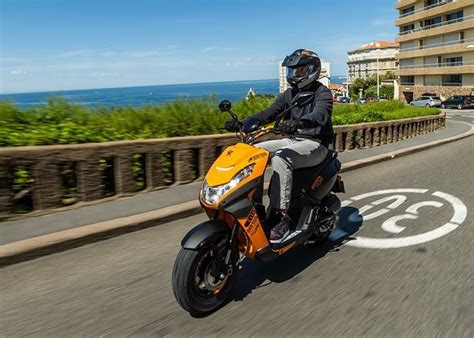 Gebrauchte und neue Peugeot Streetzone 50 10 Naked Motorräder kaufen