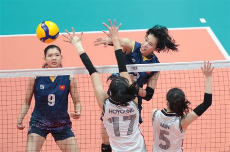 Nhan sắc Bích Thủy hot girl Y2K liên tiếp ghi điểm tạo dấu ấn bước ngoặt giúp Việt Nam thắng