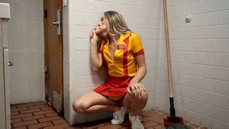 Mackenzie Mace Is Sucking Dildo In The Toilet Porn Movies 3Movs