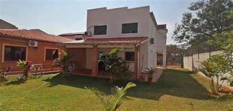 Vendo Hermosa Casa Con Amplio Patio En Fernando De La Mora Zona Norte