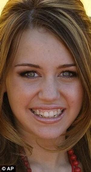 Does Miley Cyrus have fake teeth? Before and after veneers, new teeth ...